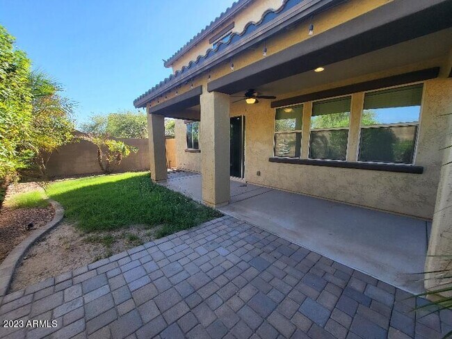 Building Photo - 7255 N 89th Dr