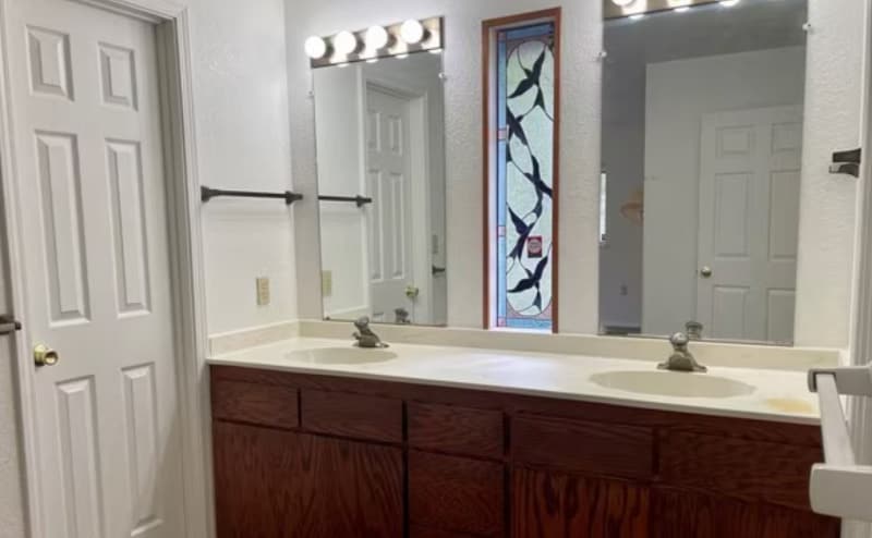 Building Photo - 33938 Peckinpah Acres Dr