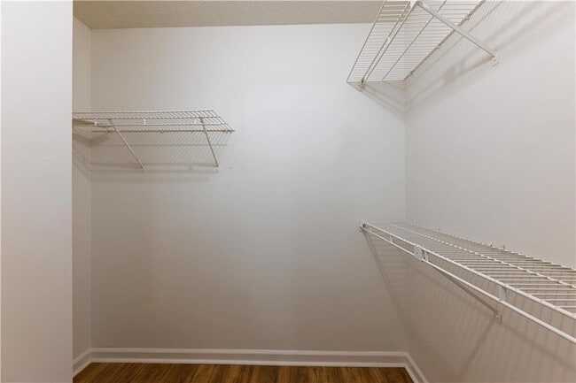 Building Photo - 1697 Cedar Bluff Way