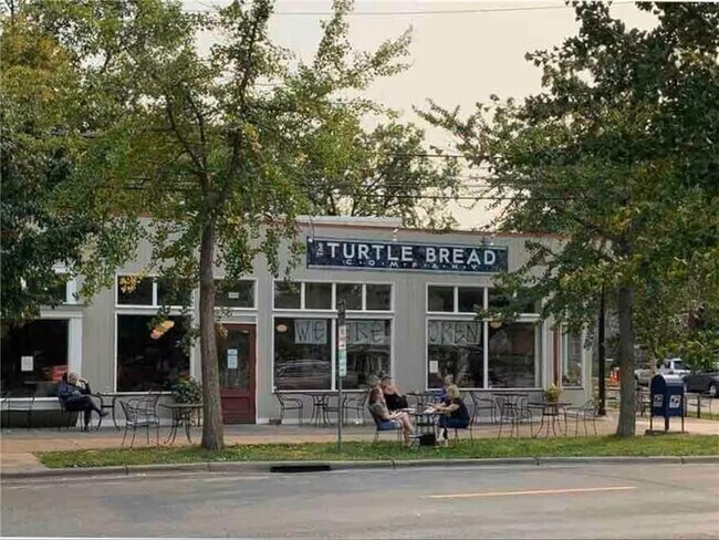Building Photo - 4050 Upton Ave S