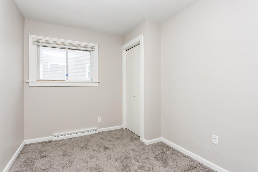 Building Photo - 1201 S 14th St