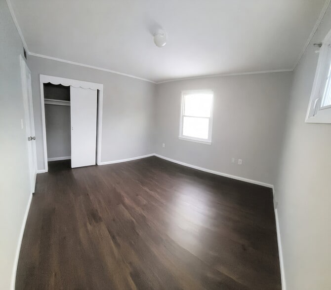 2nd bedroom - 411 Brewer St