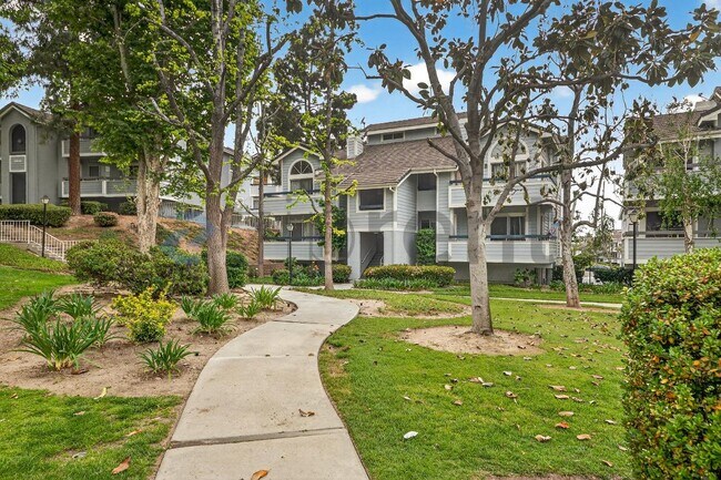 Building Photo - 26854 Claudette St