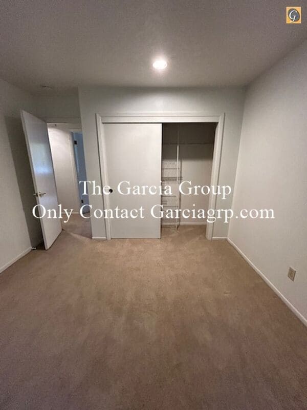 Building Photo - 315 Cervantes Cir