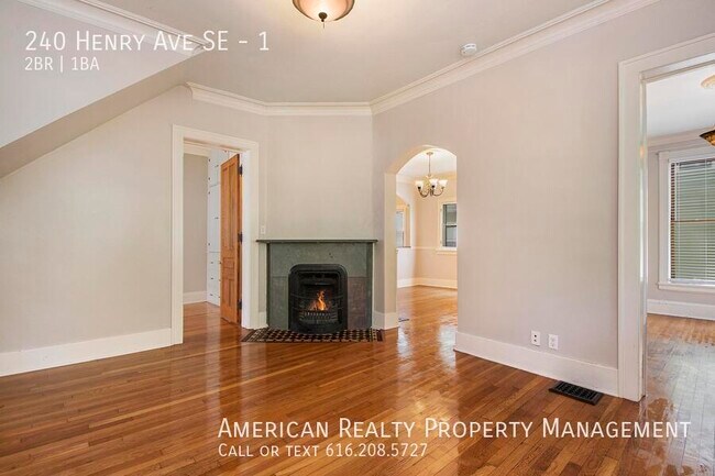 Building Photo - 240 Henry Ave SE