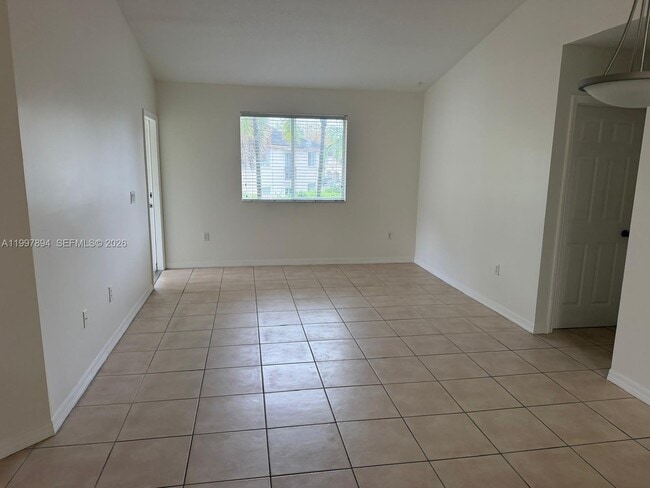 Building Photo - 6676 SW 115th Ct