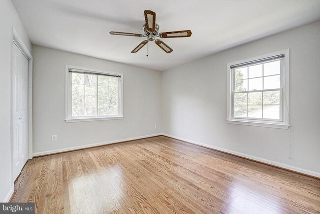 Building Photo - 5813 Fifer Dr