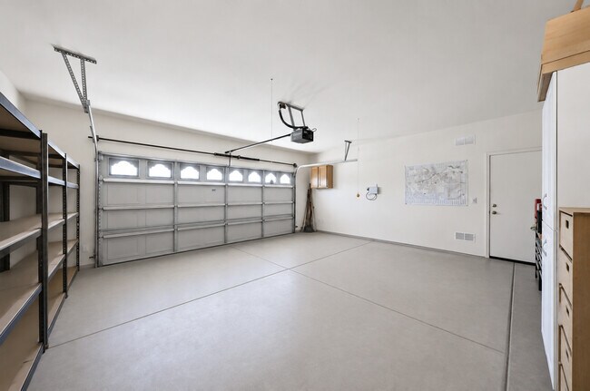 Building Photo - 9802 Bourbon Rose Ct