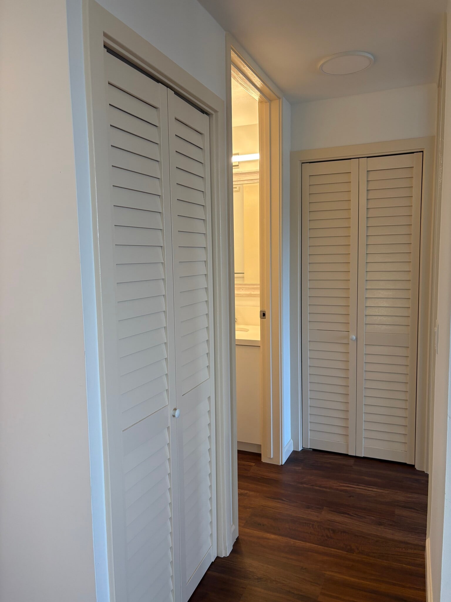 Building Photo - 55 S Judd St