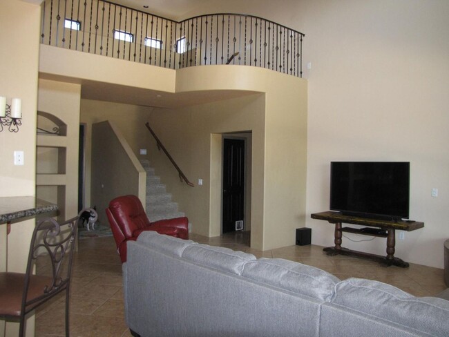Building Photo - COMING SOON!!! Located in Vail Az  on a premium elevated lot!!