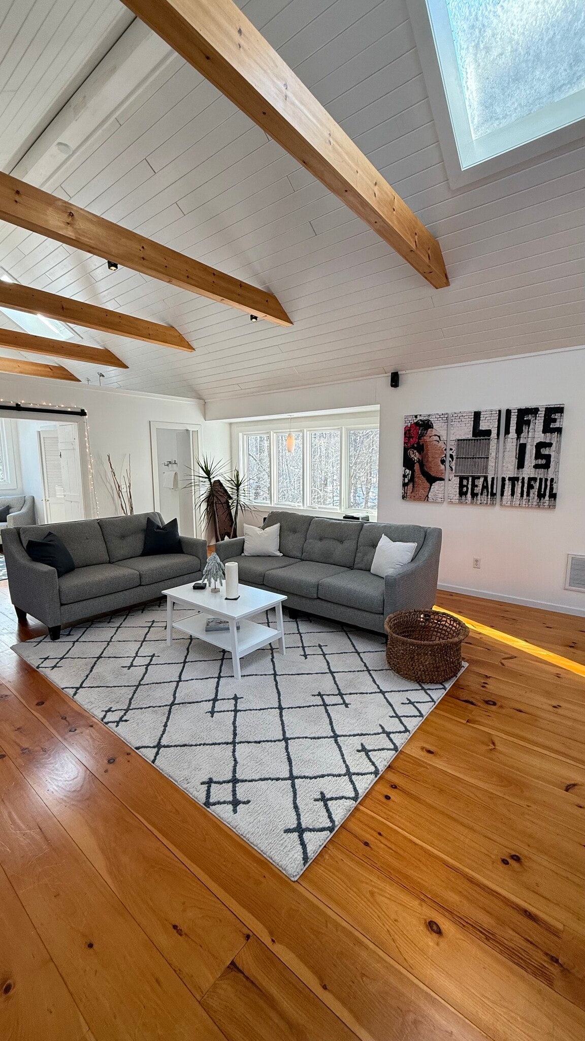 Living Room - 33 Conant Valley Rd