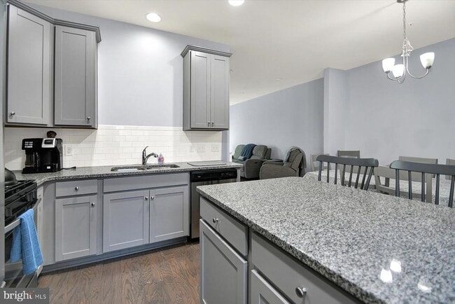 Building Photo - 3600 Jacob Stout Rd