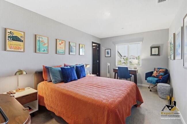 Building Photo - 8256 Schellhous Dr