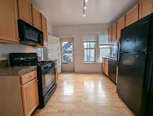 Building Photo - 3449 W Schubert Ave
