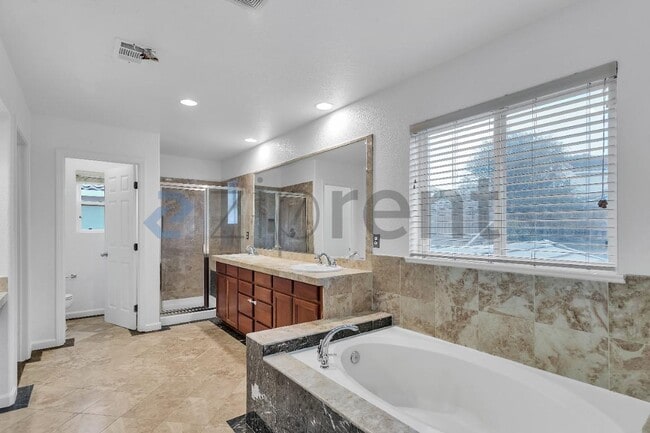 Building Photo - 3906 Glacier Ct