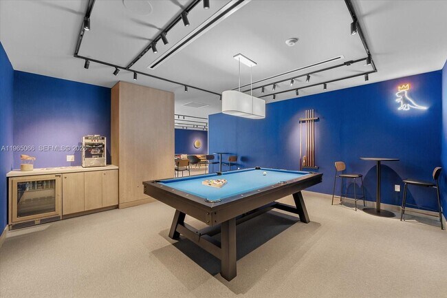 Building Photo - 501 West Ave