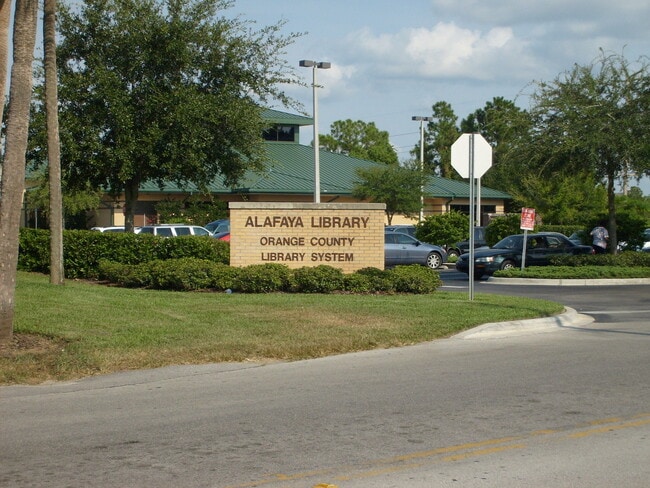 Building Photo - Patio Home, Minutes Away From UCF, Technology Park, & the E/W Expressway