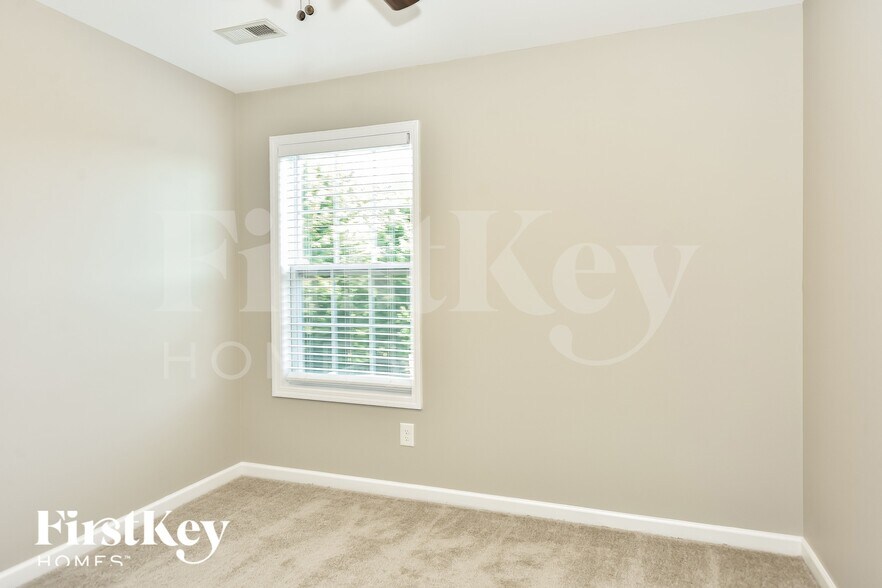 Building Photo - 3707 Wind Mill Ct