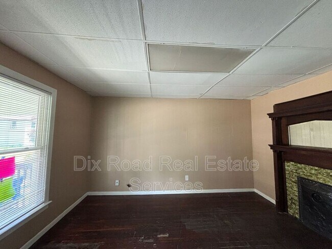 Building Photo - 112 Heaton Ave