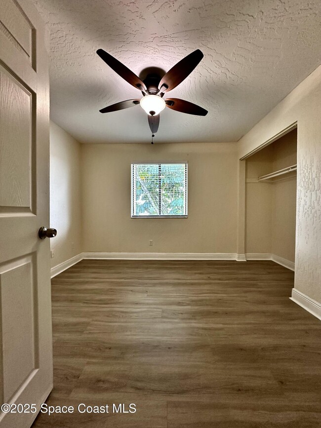 Building Photo - 2190 Forest Knoll Dr NE