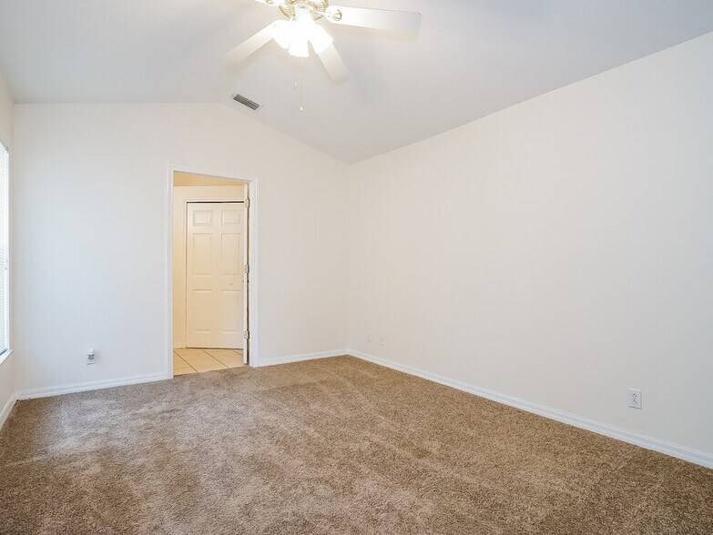 Building Photo - 5829 Wrenwater Dr