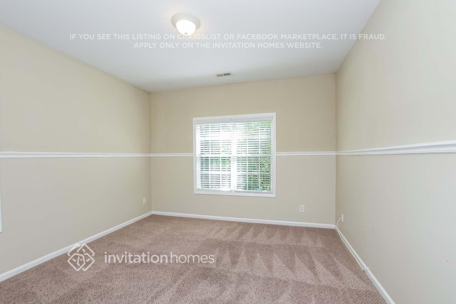 Building Photo - 15020 Woodstar Rd