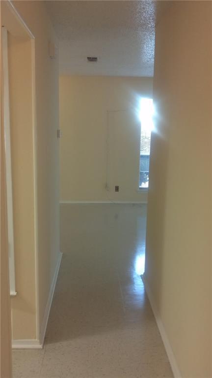 Building Photo - 9410 Quail Meadow Dr