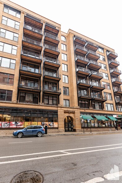 Building Photo - 625 W Jackson Blvd