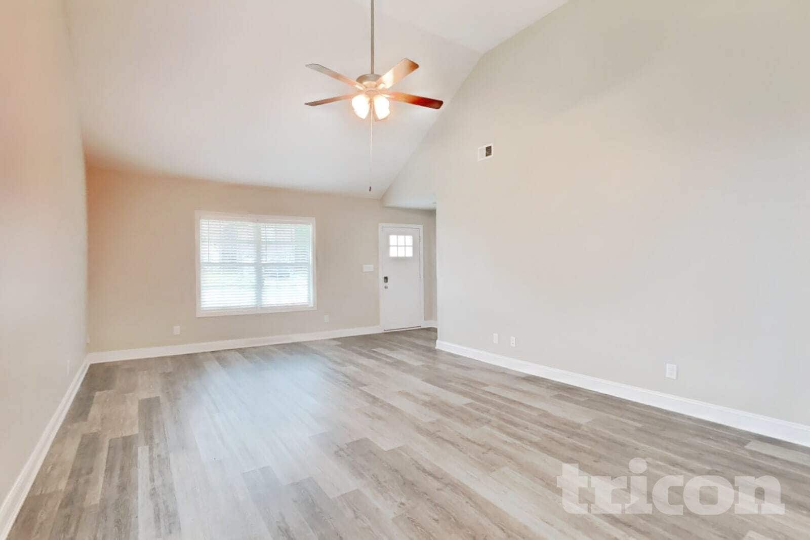 Building Photo - 1093 Whitney Dr