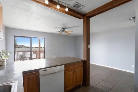 Building Photo - 308 Miracle Strip Pkwy SW