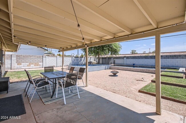 Building Photo - 3213 N 63rd Pl