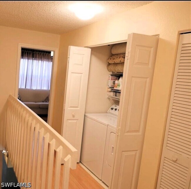 Building Photo - 1018 Woodshire Ln