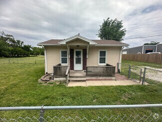 Building Photo - 1 bedroom house available soon