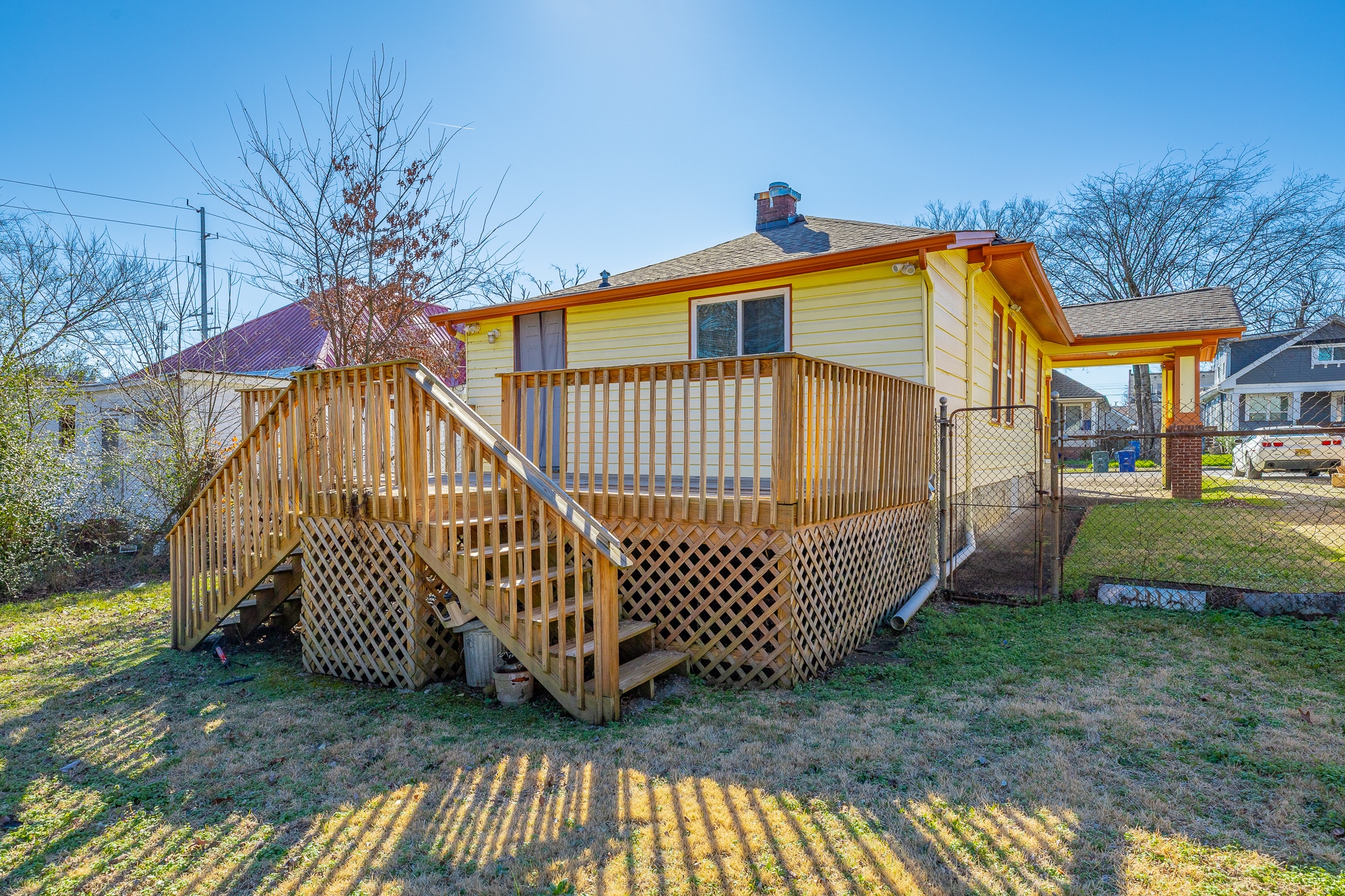 Building Photo - 2107 Oak St