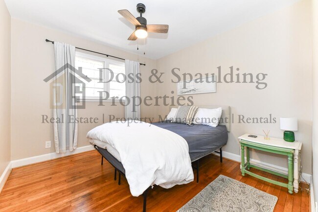 Building Photo - 4202 Henderson Rd