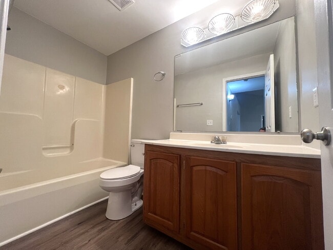 Building Photo - 3409 Dailey Rd