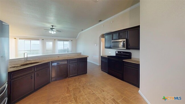 Building Photo - 409 Atlas Ave