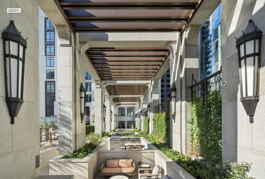 Building Photo - 474 N Lake Shore Dr