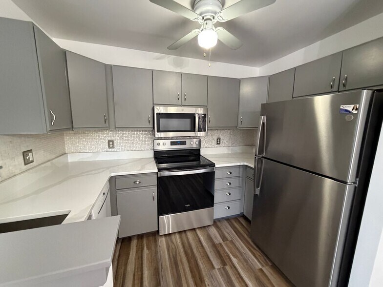 Building Photo - 1334 W Wyomissing Ct