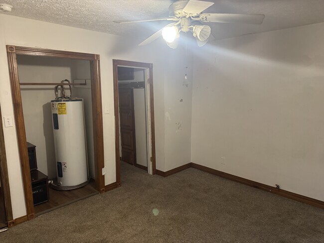 Building Photo - 608 Brevard St