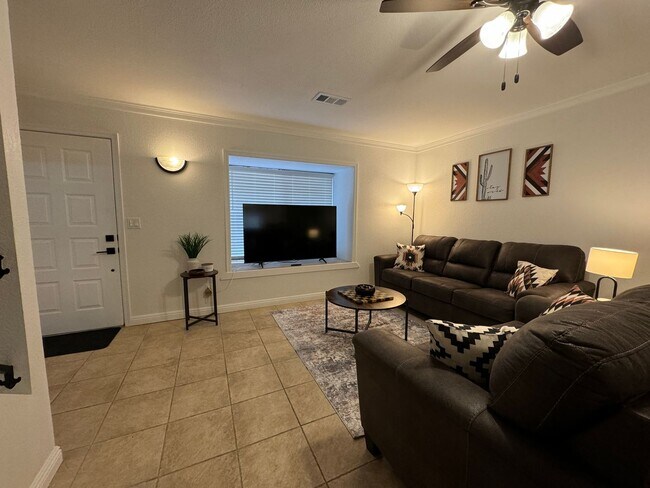 Building Photo - 2 BR Furnished Condo on the Colorado River with Utilities included