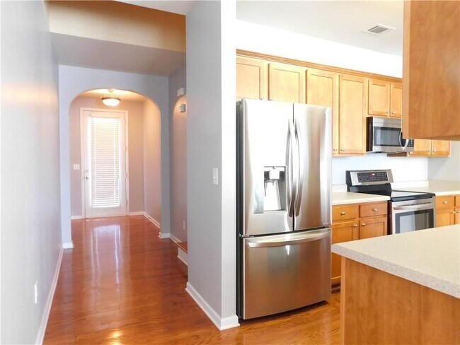 Building Photo - 940 Pierce Ivy Ct NE