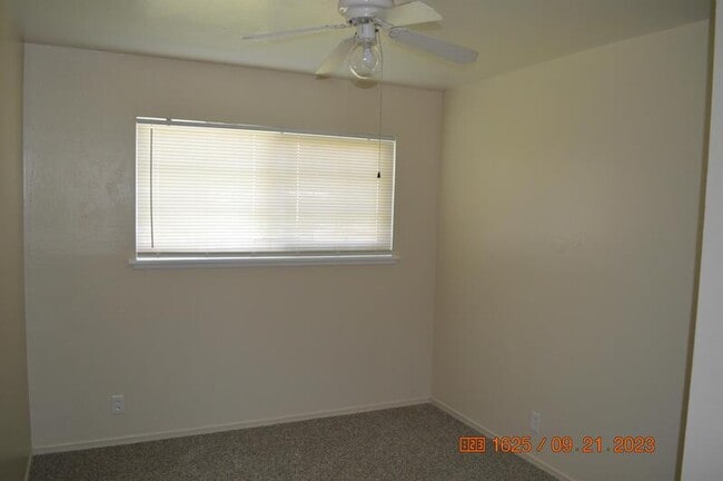 Building Photo - 768 Julian St