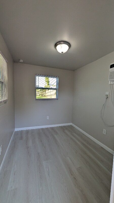 Building Photo - 64 Knollwood Dr