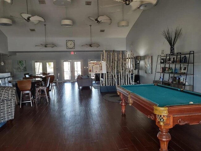 Building Photo - 3893 Pompano Dr SE