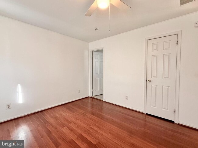 Building Photo - 354 Briar Dr