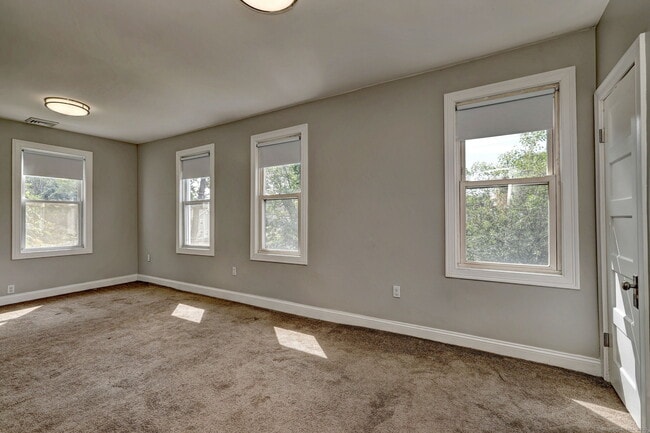 Building Photo - 64 Parker Terrace Ext