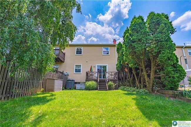 Building Photo - 4531 N Hedgerow Dr