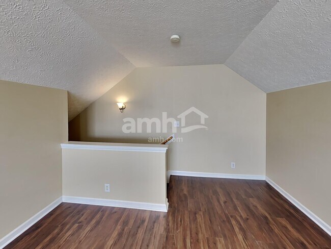 Building Photo - 1237 Cheyenne Ct