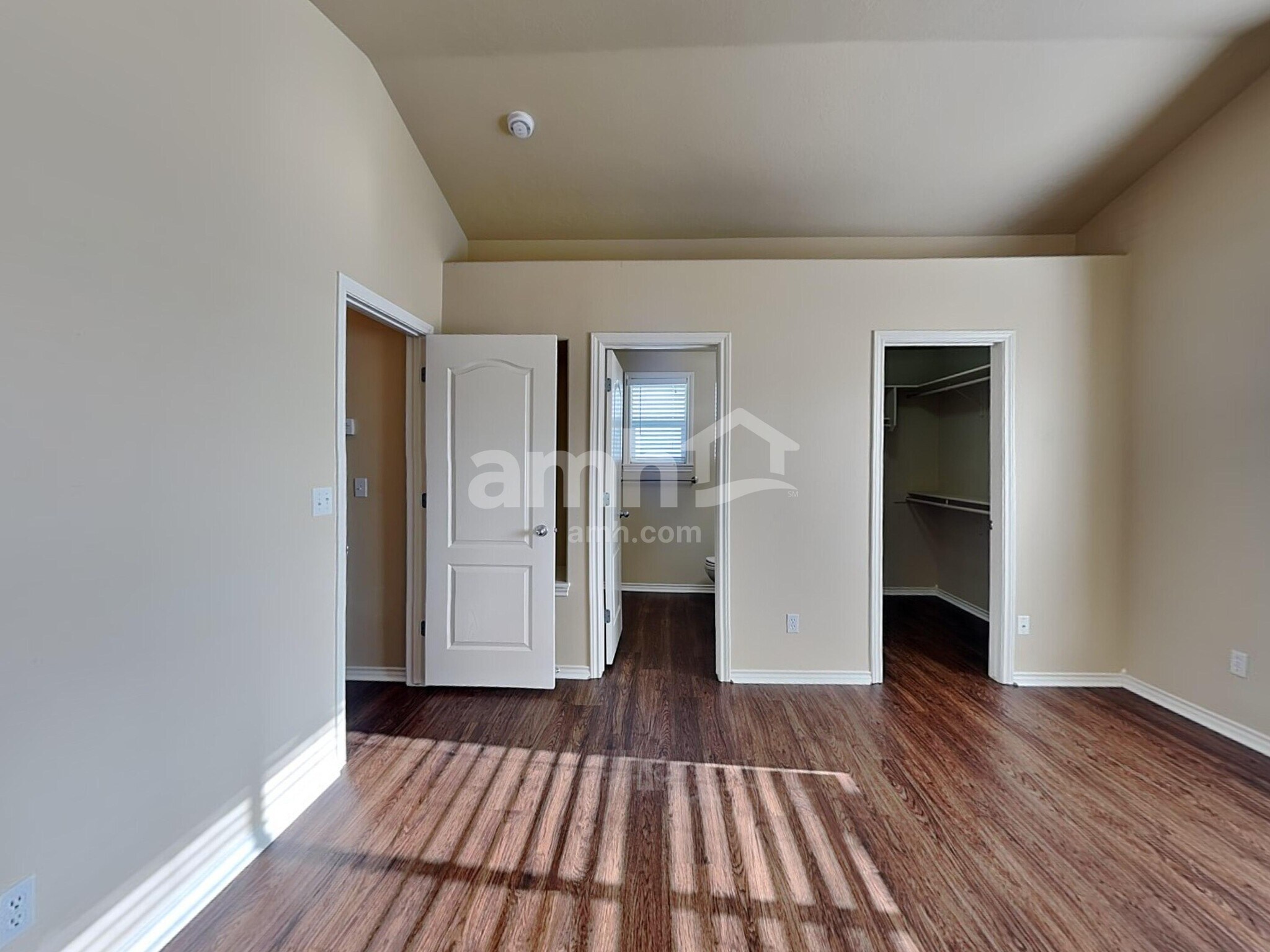 Building Photo - 956 S Wild Yucca Ave